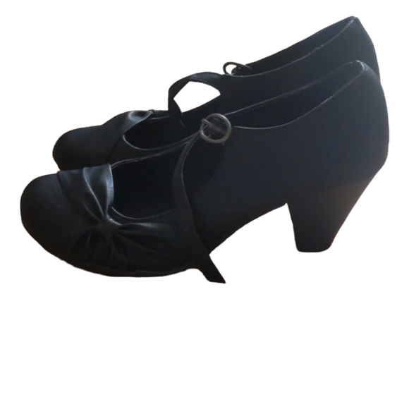 NWOT George black cone heel Mary Jane style with round toe size 7 1/2 - Picture 2 of 10